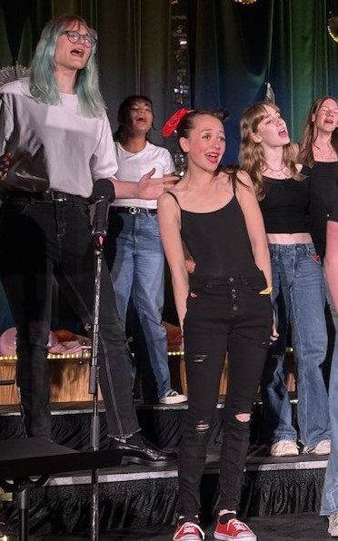 Kids singing